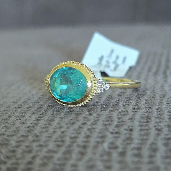 Shivam Green💚 Quartz Ellipse Ring💍 - NWT - Picture 12 of 16